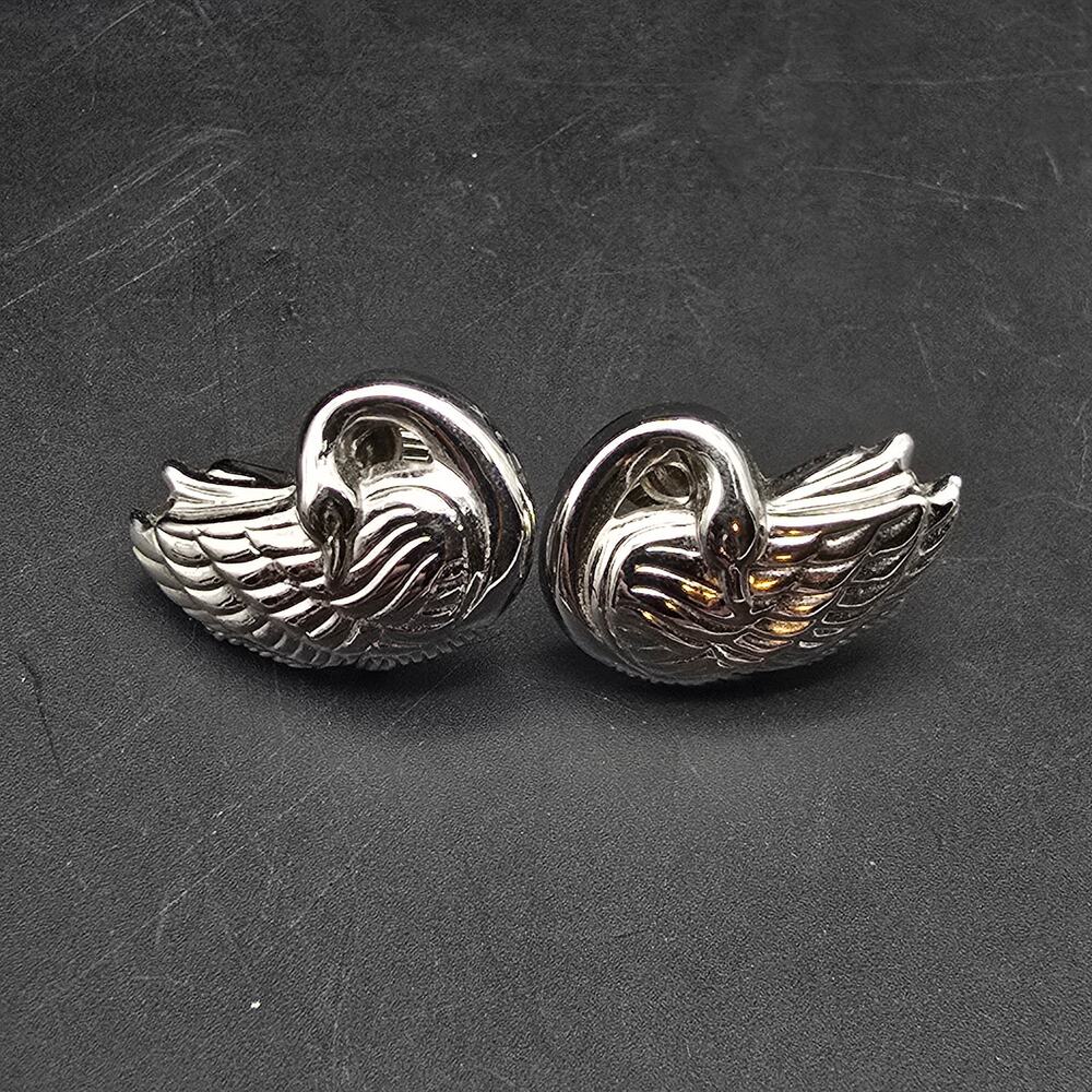 Avon 1989 Graceful Swan Silver Tone Clip On Earrings Birds Vintage Jewelry